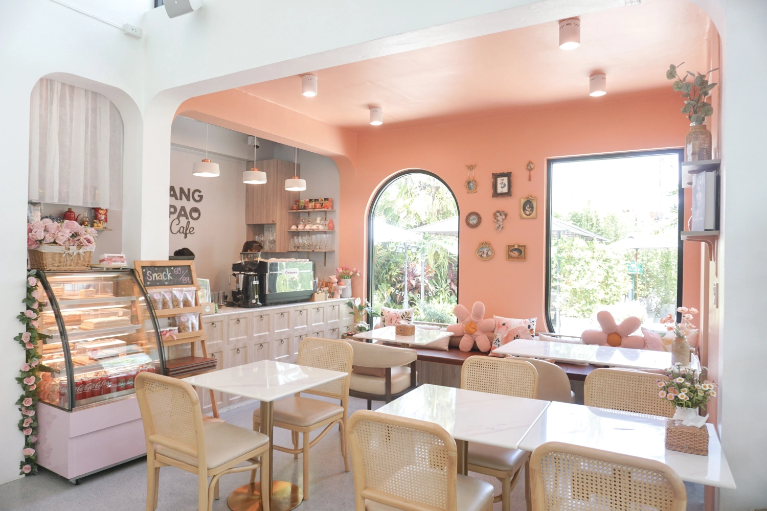 Ang Pao Café & Restaurant